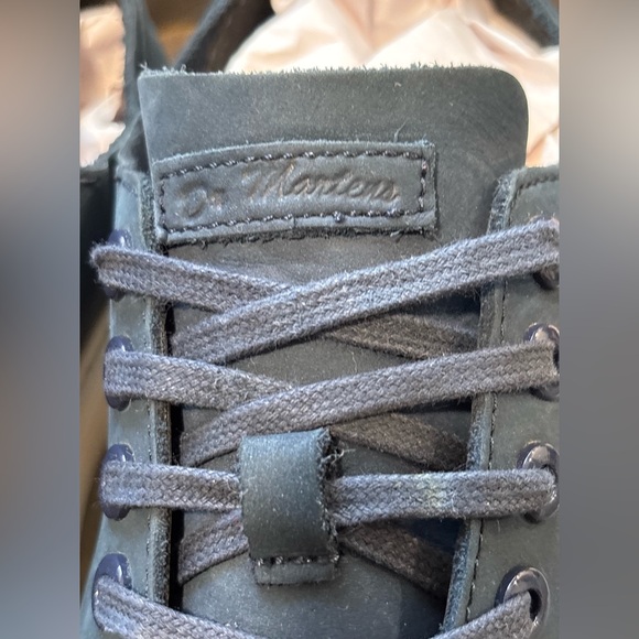 💙💙Dr. Martens Dark Blue Sneakers with White Soles💙💙 - Picture 5 of 17